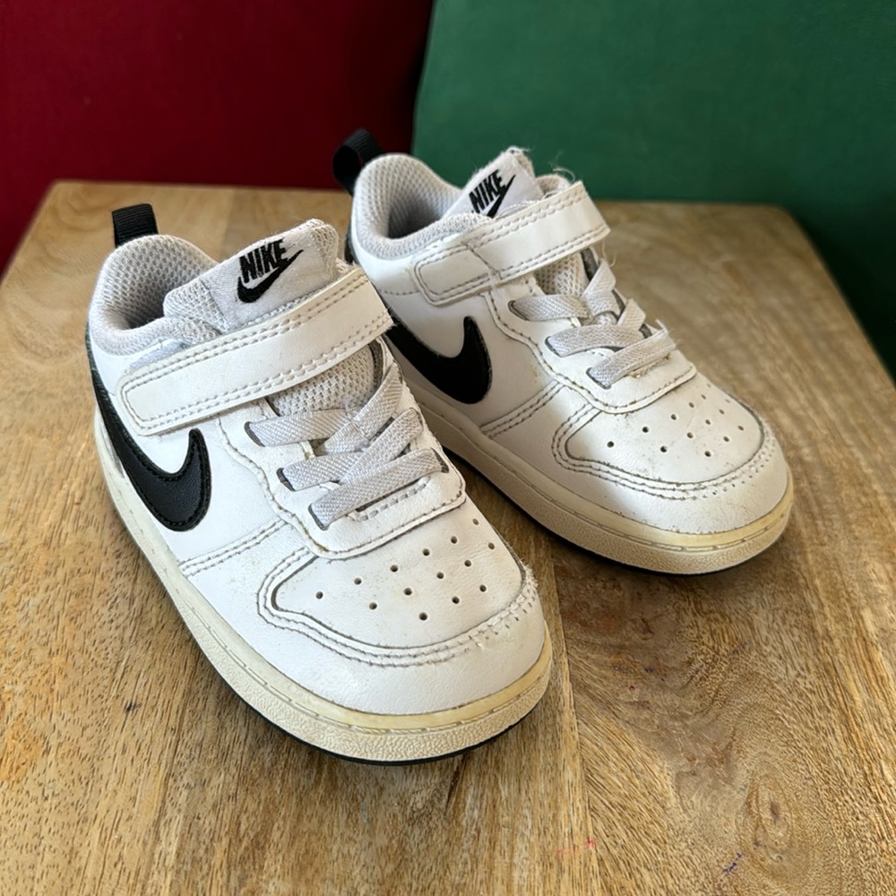 NIKE SNEAKER BABY US6